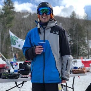 Meet your Posher, Chris